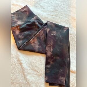 ALO YOGA LEGGINGS